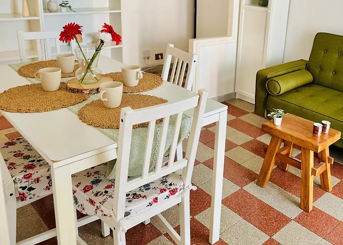 Monteverde 61 - Quiet With Easy Transport To Center - By Homes Appartement *