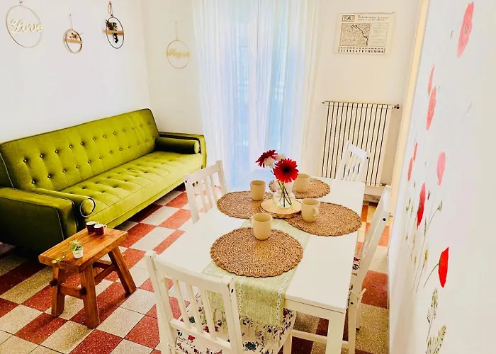 Monteverde 61 - Quiet With Easy Transport To Center - By Homes * Rome